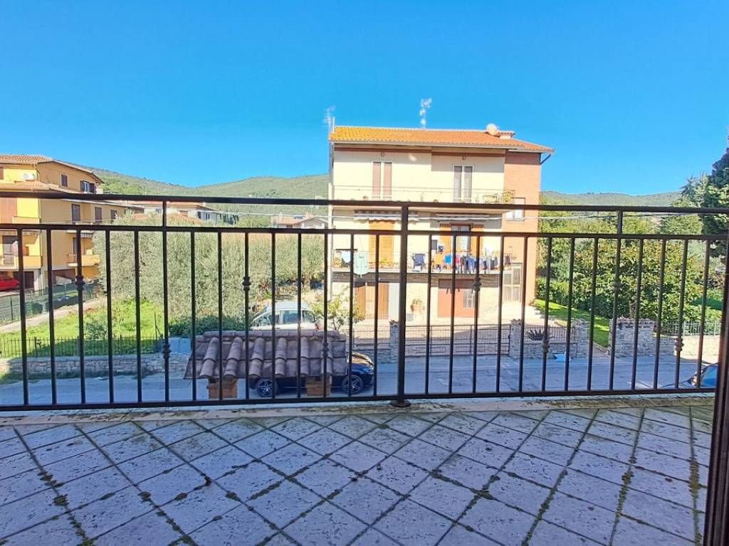 Appartamento a Passignano sul trasimeno - Foto 2