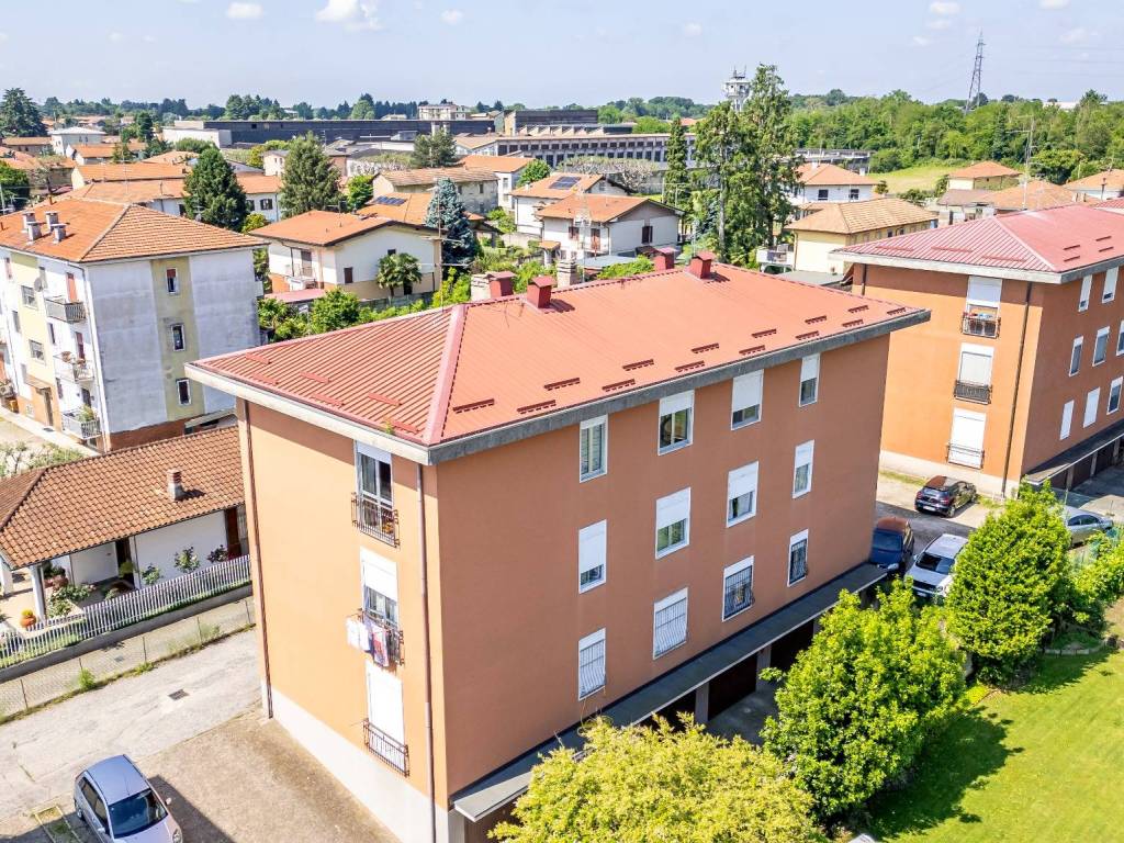 Appartamento a Lonate pozzolo in Via Monviso, 20 - Foto 3