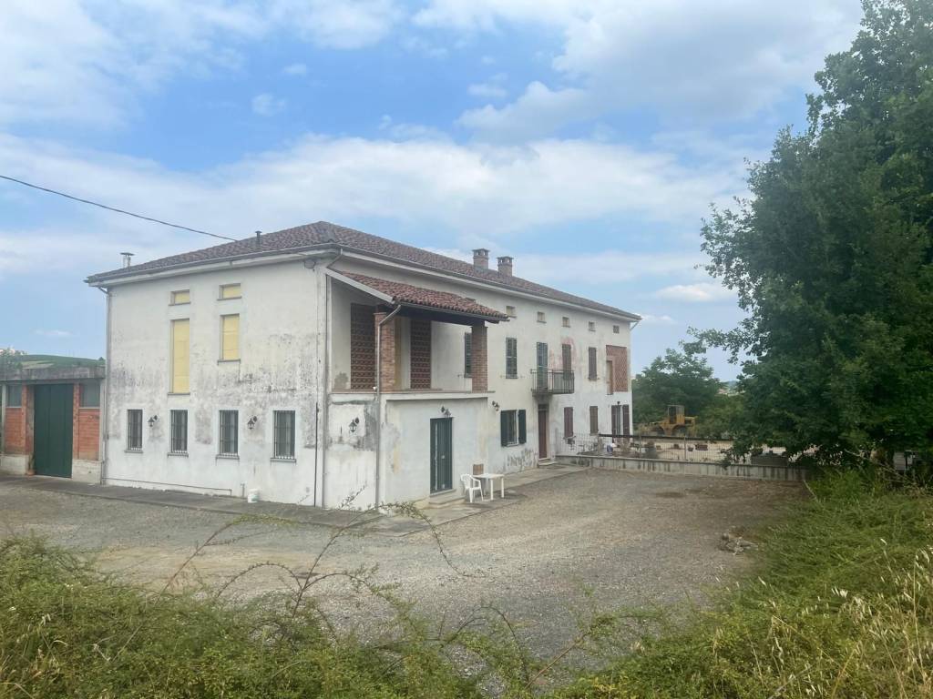 Rustico / casale a Montegrosso d'asti in Via Nalbissano 1/a - Foto 2