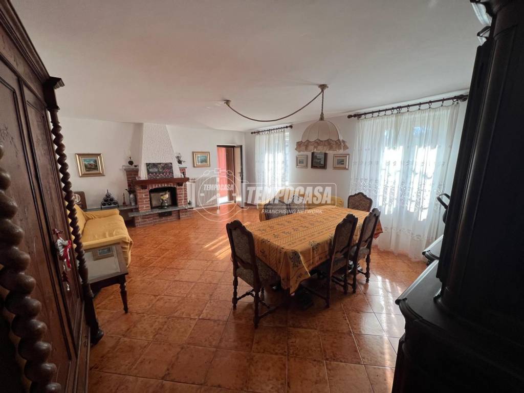 Rustico / casale a Montegrosso d'asti in Via Nalbissano 1/a - Foto 5