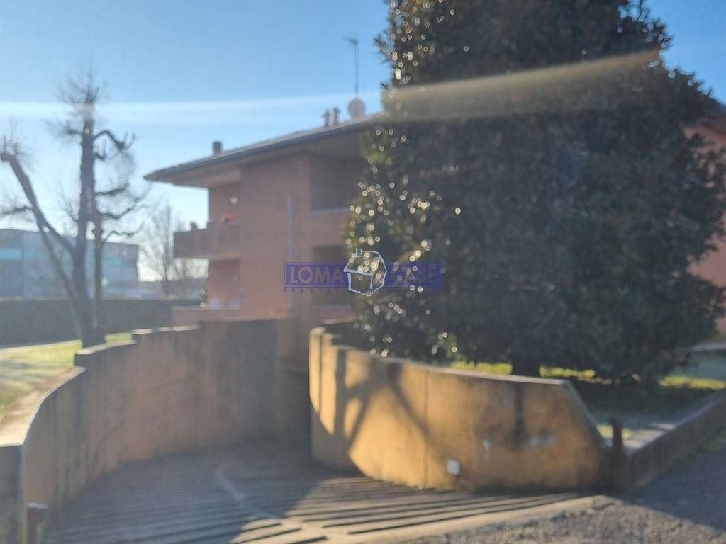 Box / garage a Lomagna in Via Osnago, 33 - Foto 4