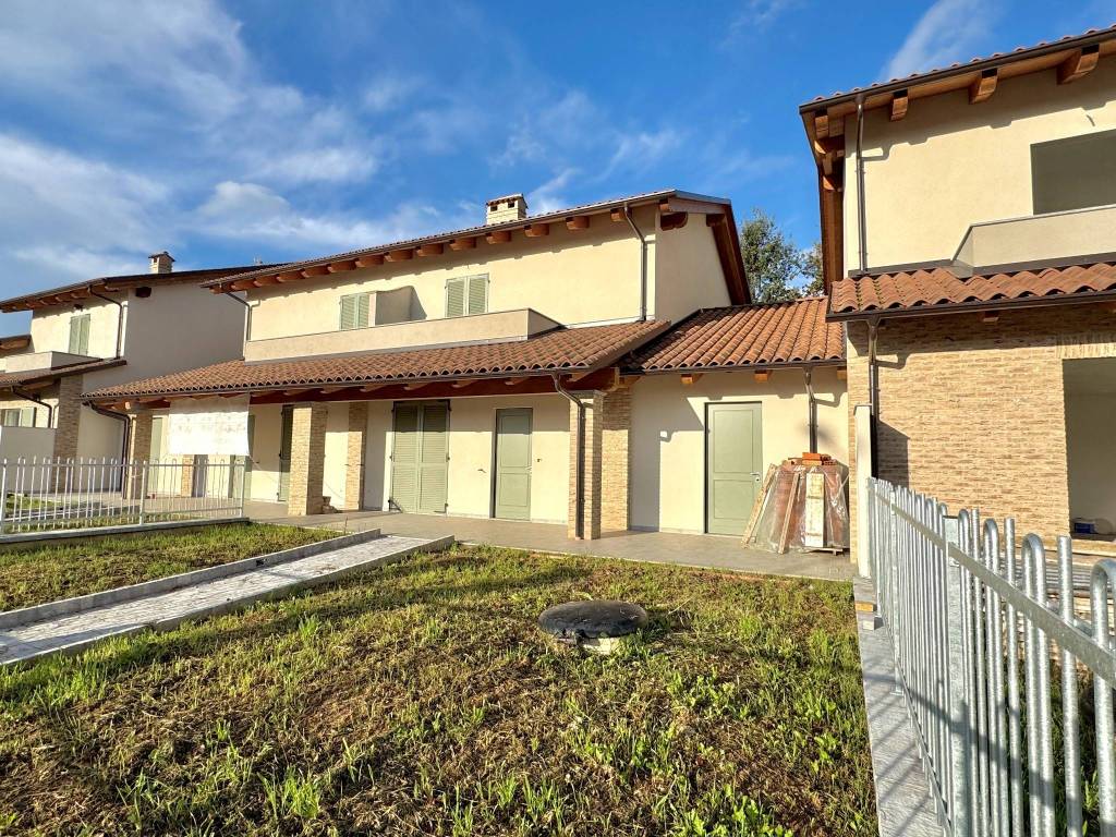 Villetta a schiera a Valfenera in Via Europa - Foto 2