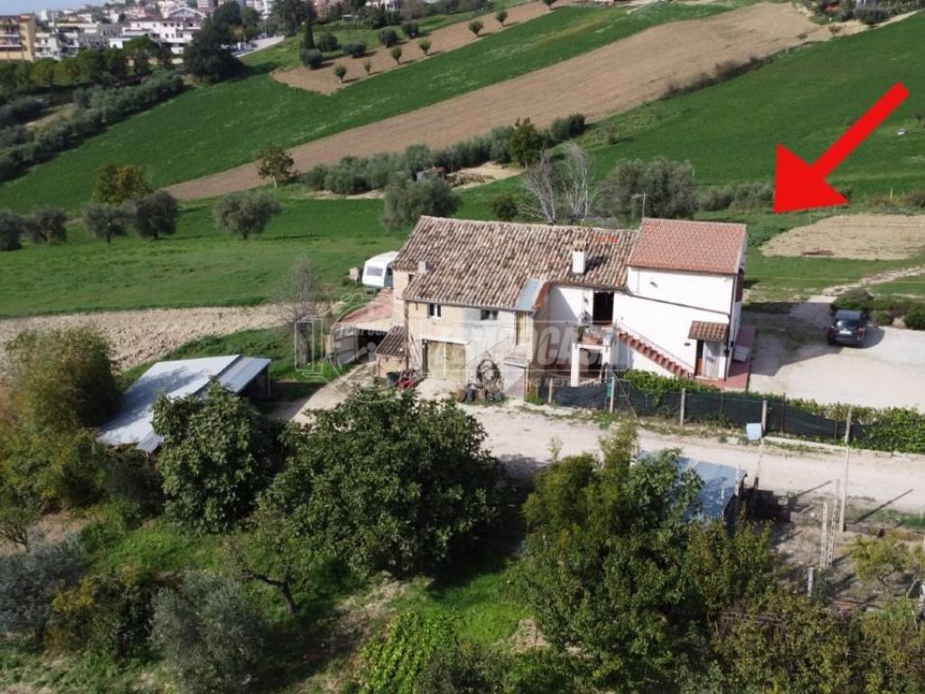 Rustico / casale a Montegranaro in Via FERMANA NORD - Foto 4