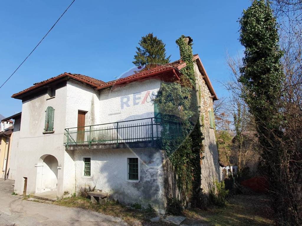 Casa indipendente a Belluno in Via Vezzano, 3 - Foto 4