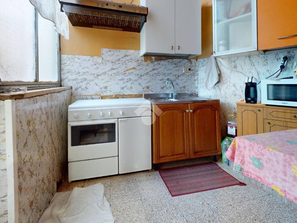 Appartamento a Francavilla fontana in Via S. Francesco, 162 - Foto 2