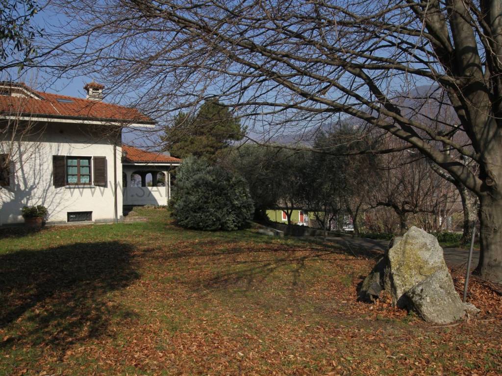 Villa a Galbiate - Foto 2