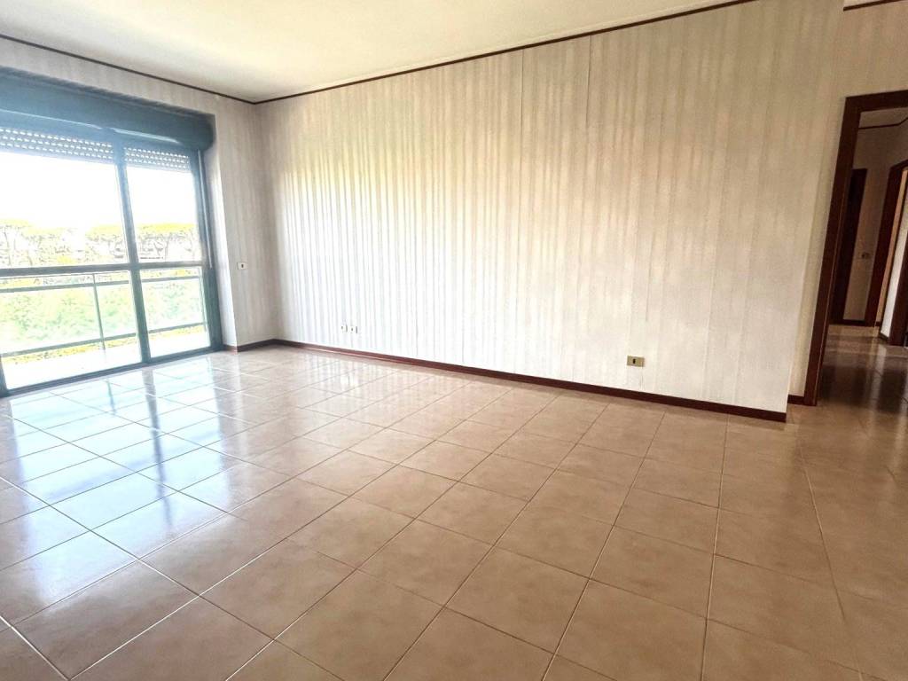 Appartamento a Caserta in Viale dei Vecchi Pini, 9 - Foto 5