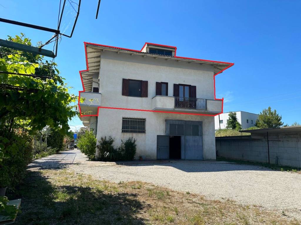 Appartamento a Atri in Viale Aldo Moro, 107 - Foto 3