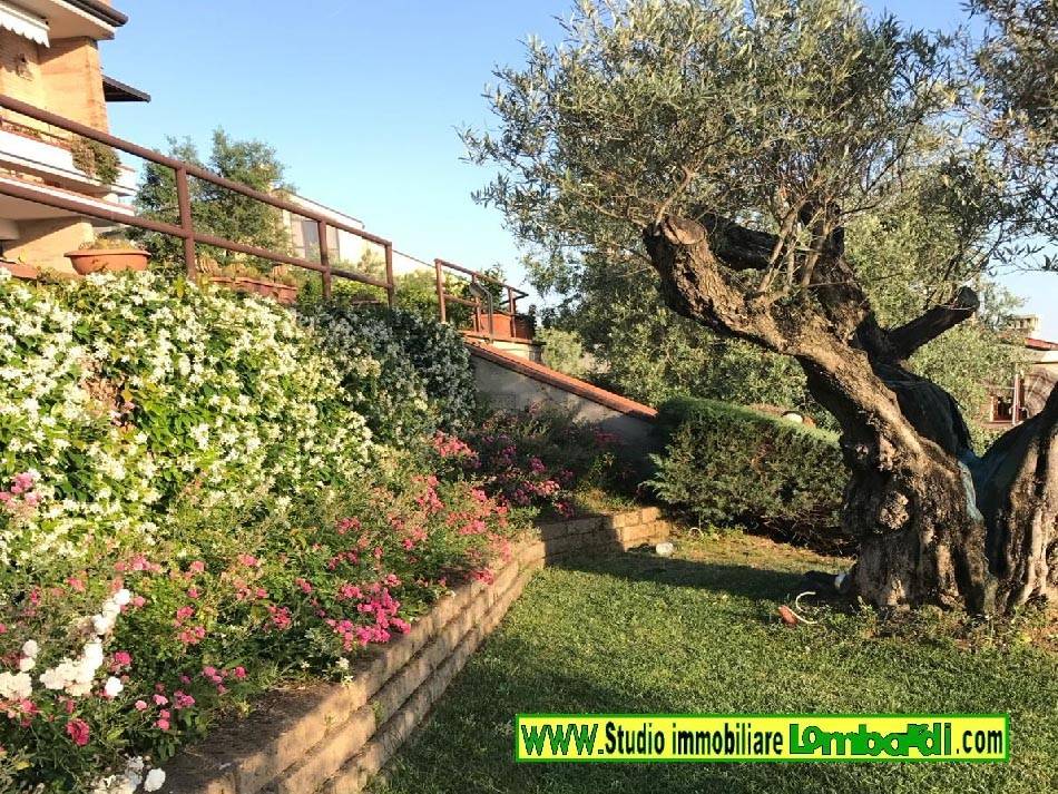 Villa a Montale in Via Spartaco Lavagnini, 7 - Foto 2