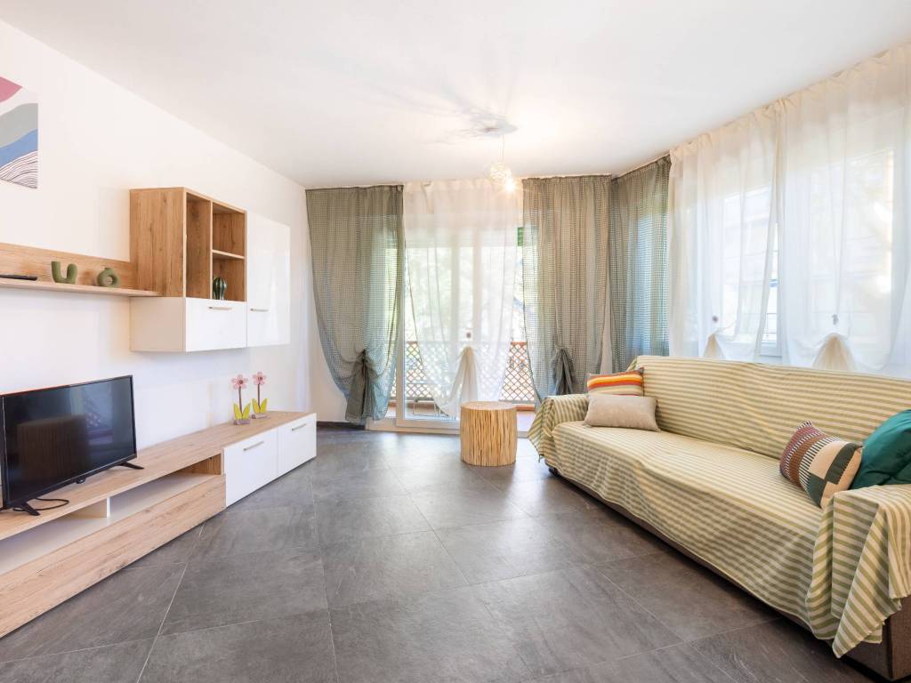 Appartamento a Comacchio in Viale delle Querce, 27 - Foto 2