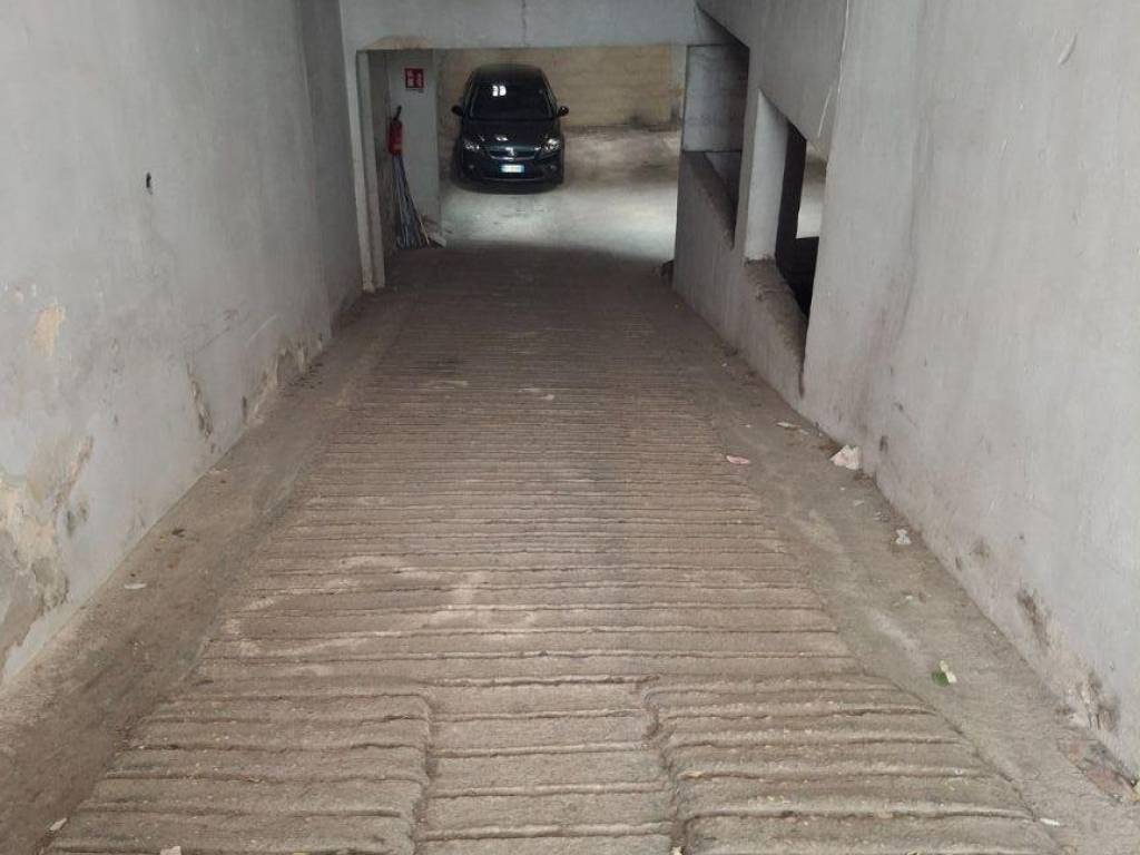 Box / garage a Grottaglie in Via Abruzzi - Foto 2