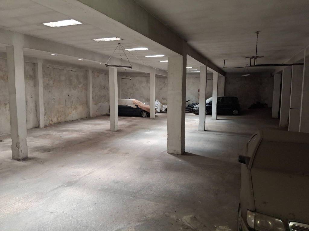 Box / garage a Grottaglie in Via Abruzzi - Foto 3