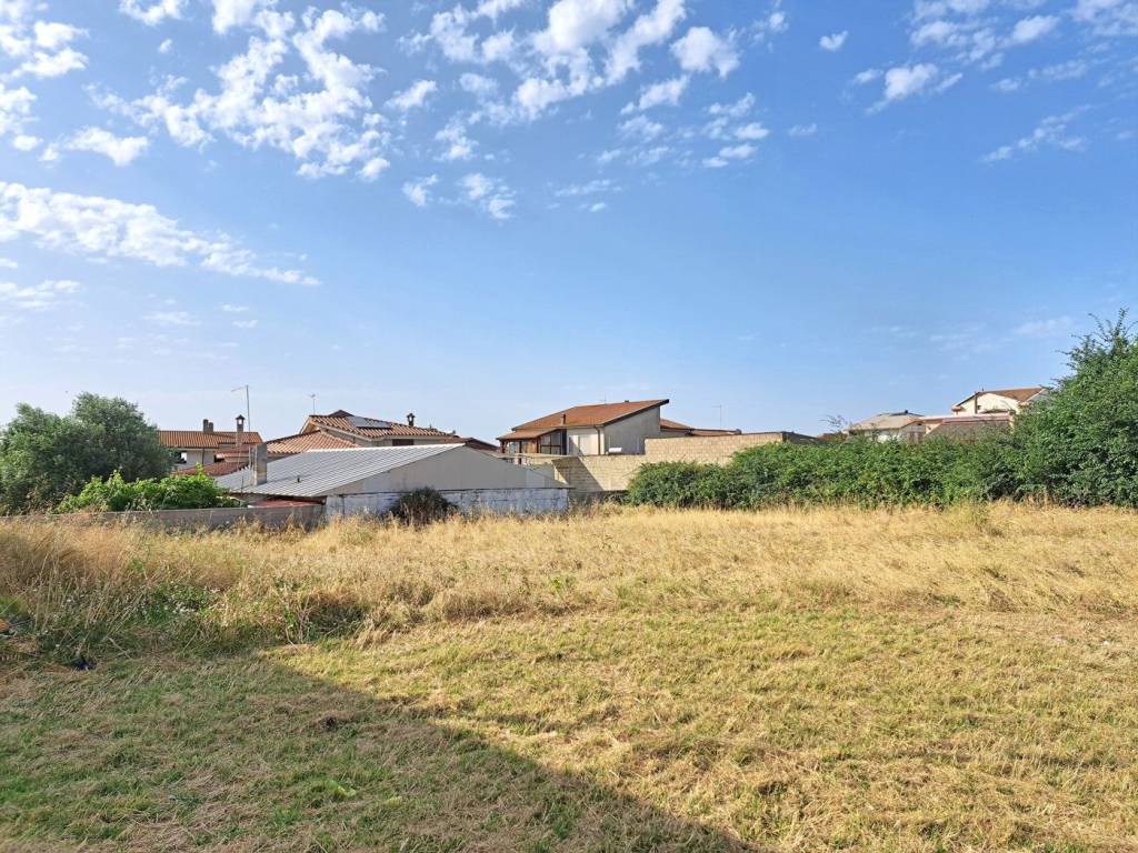 Terreno a Sanluri - Foto 2
