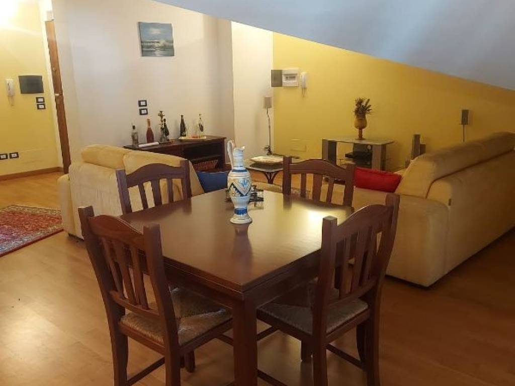 Attico / mansarda a Montalto uffugo in Piazza San Luigi Gonzaga, 2 - Foto 4