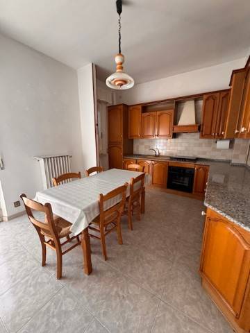 Appartamento a Jesi in Via Carlo Crivelli - Foto 2