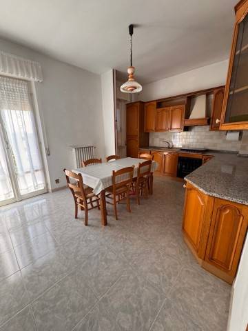 Appartamento a Jesi in Via Carlo Crivelli - Foto 4