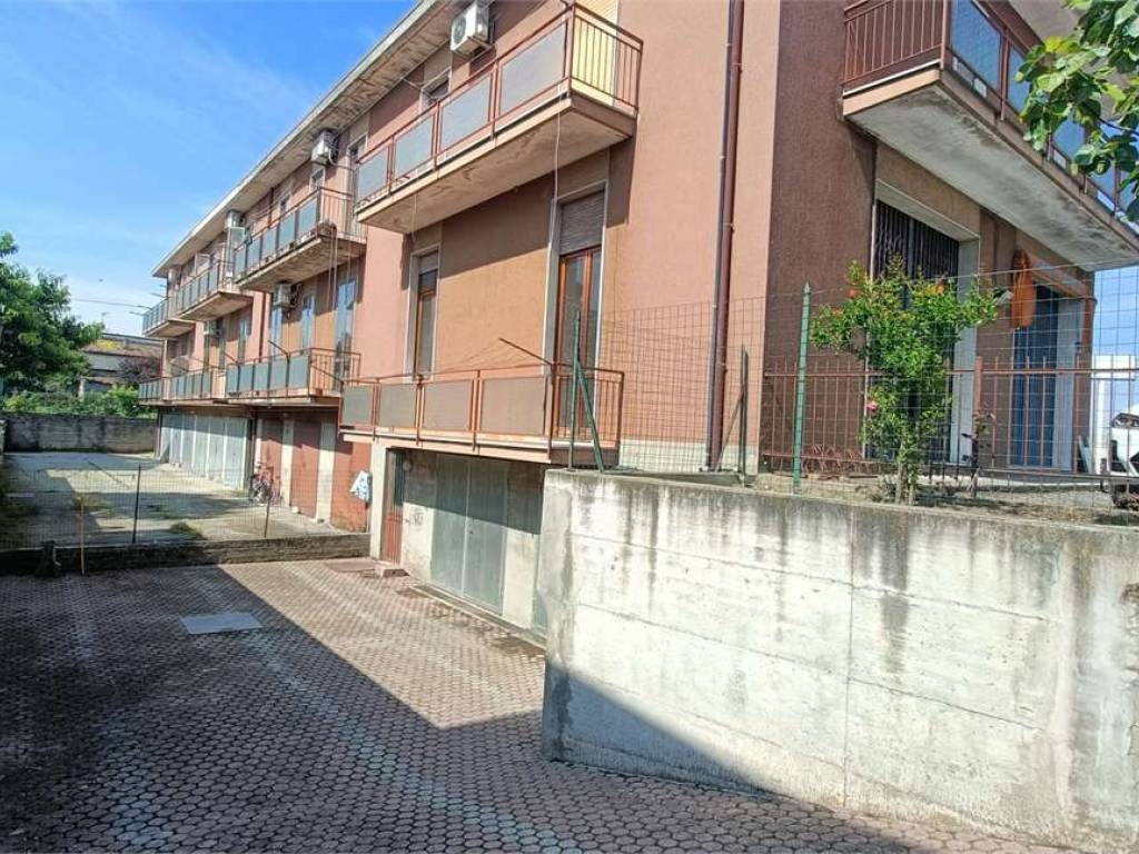 Casa indipendente a Piacenza in Roncaglia - Foto 2