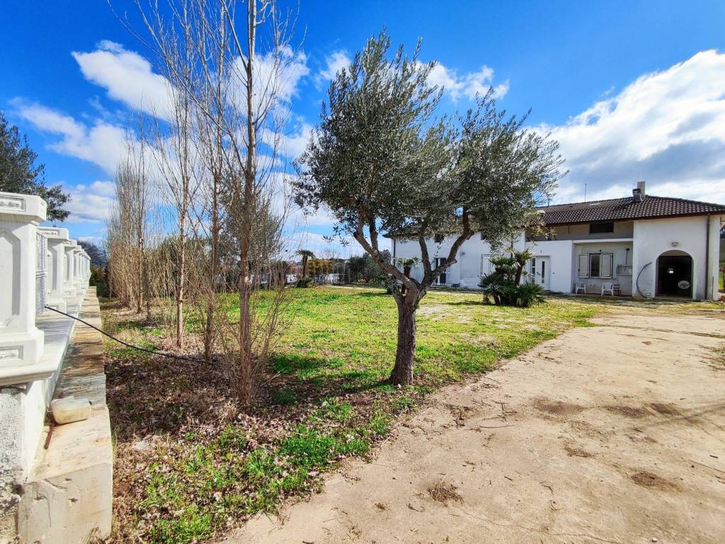 Villa a Benevento in Contrada Piano Cappelle - Foto 2