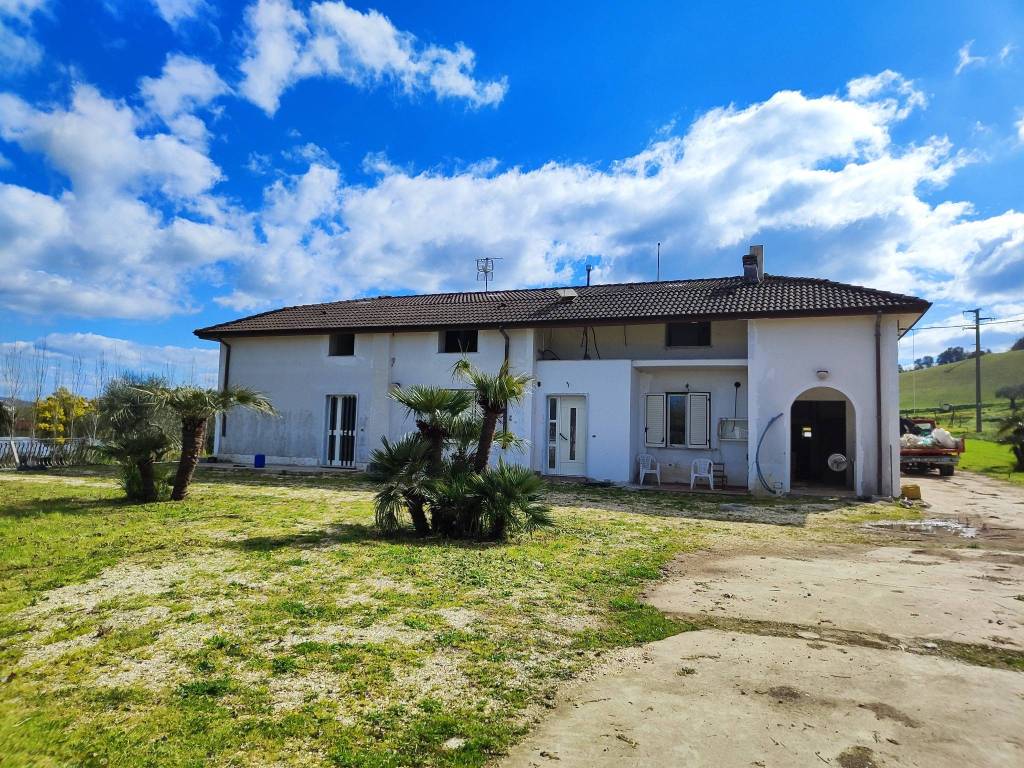 Villa a Benevento in Contrada Piano Cappelle - Foto 3