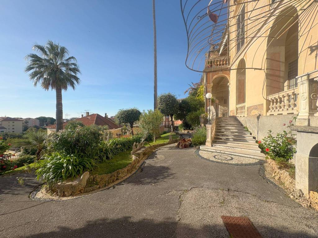 Appartamento a Borgio verezzi in Via Municipio - Foto 5