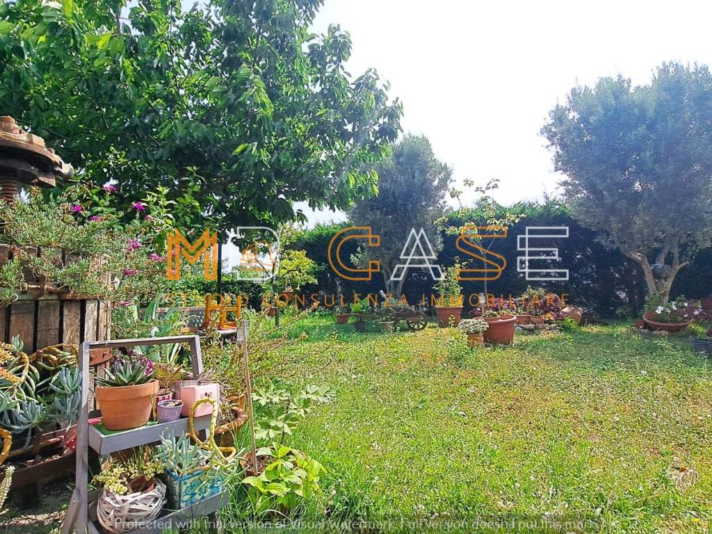 Appartamento a Albenga in Regione Campastro - Foto 3