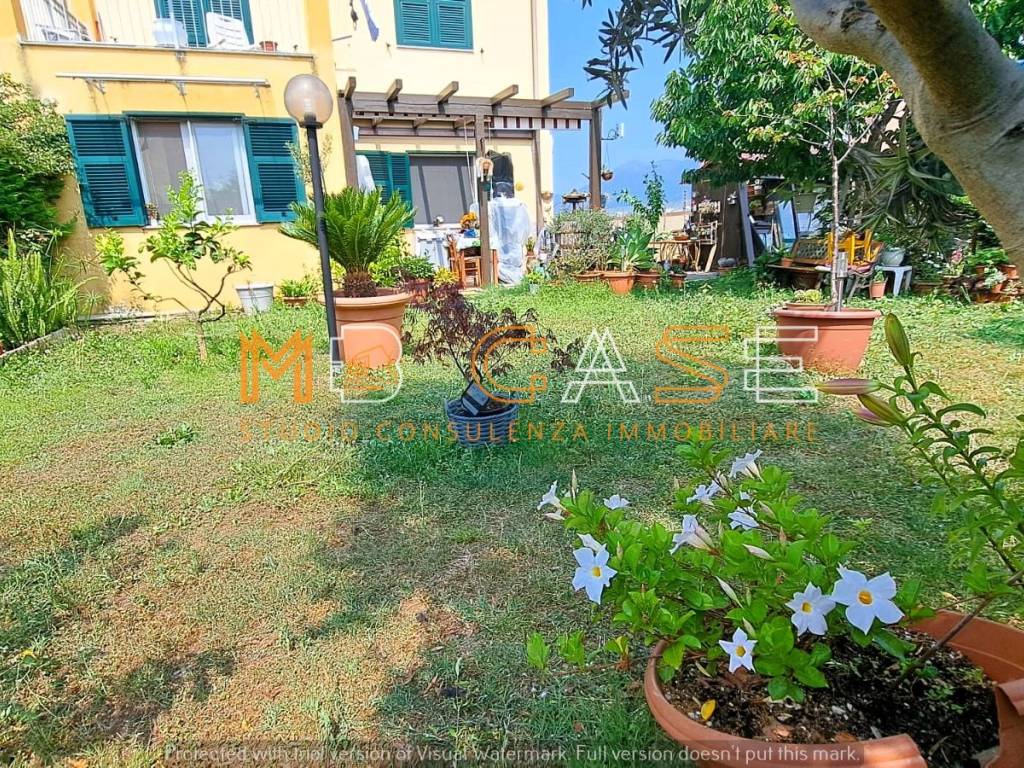 Appartamento a Albenga in Regione Campastro - Foto 5