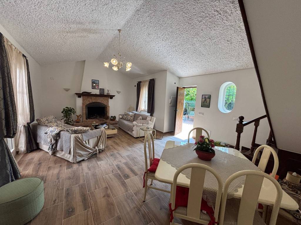 Villa a Sabaudia in Via delle Rose, 7 - Foto 4