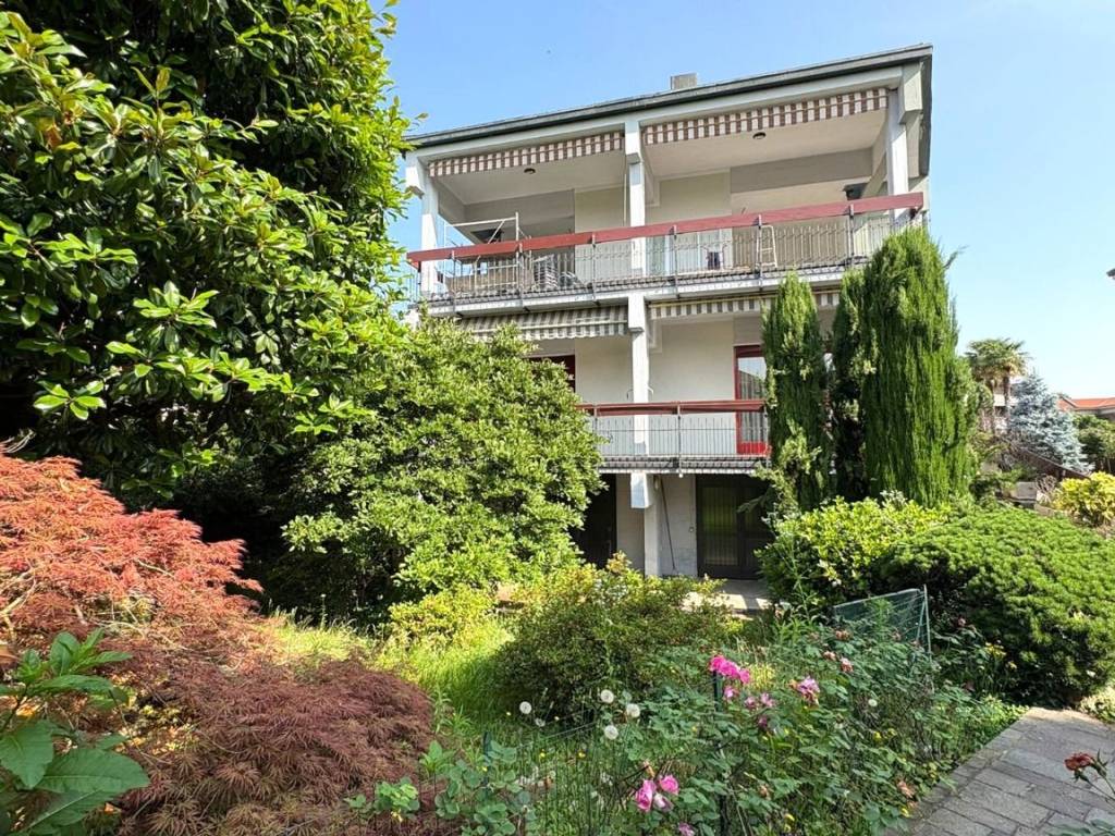 Villa a Solbiate olona in Via 4 Novembre, 38 - Foto 3