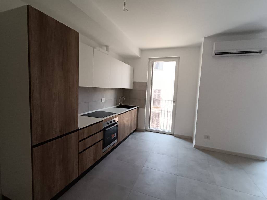 Appartamento a Asti in Corso Vittorio Alfieri, 150 - Foto 2