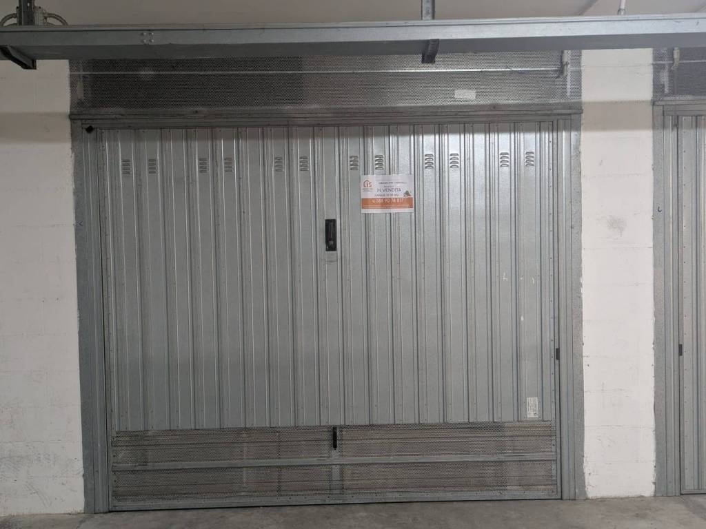 Box / garage a Isernia in Viale Pentri, 177 - Foto 2