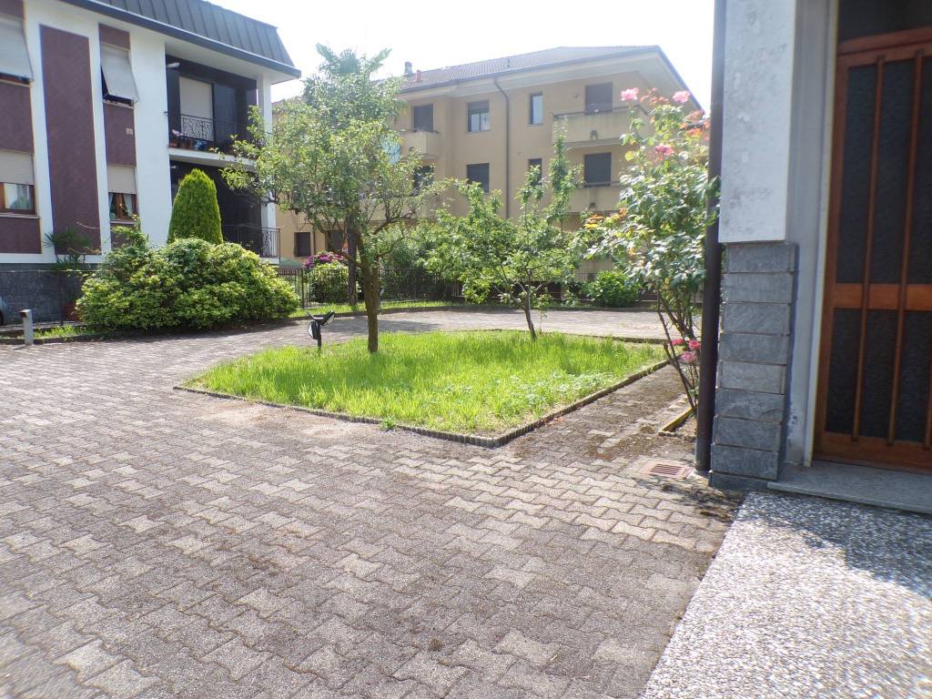 Appartamento a Borgomanero in Via Maggiora, 19 - Foto 5