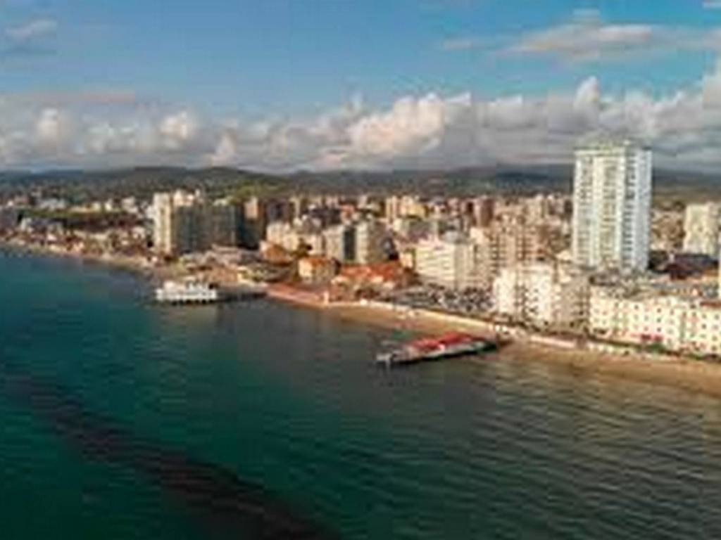 Appartamento a Follonica in Via Isonzo, 15 - Foto 2