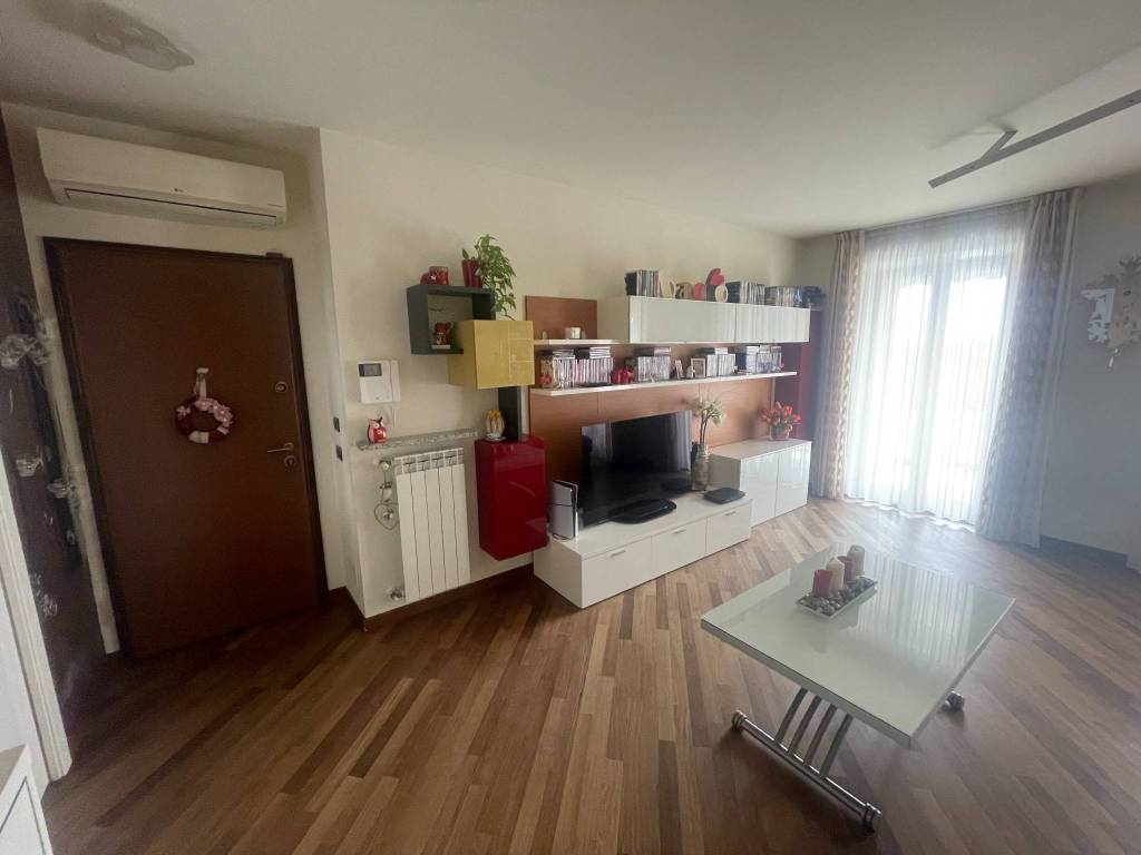 Appartamento a Alessandria in Via Rosa Piacentini Rivera, 22 - Foto 5