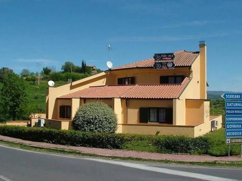 Palazzo / stabile a Manciano in Saturnia S.N.C. - Foto 2