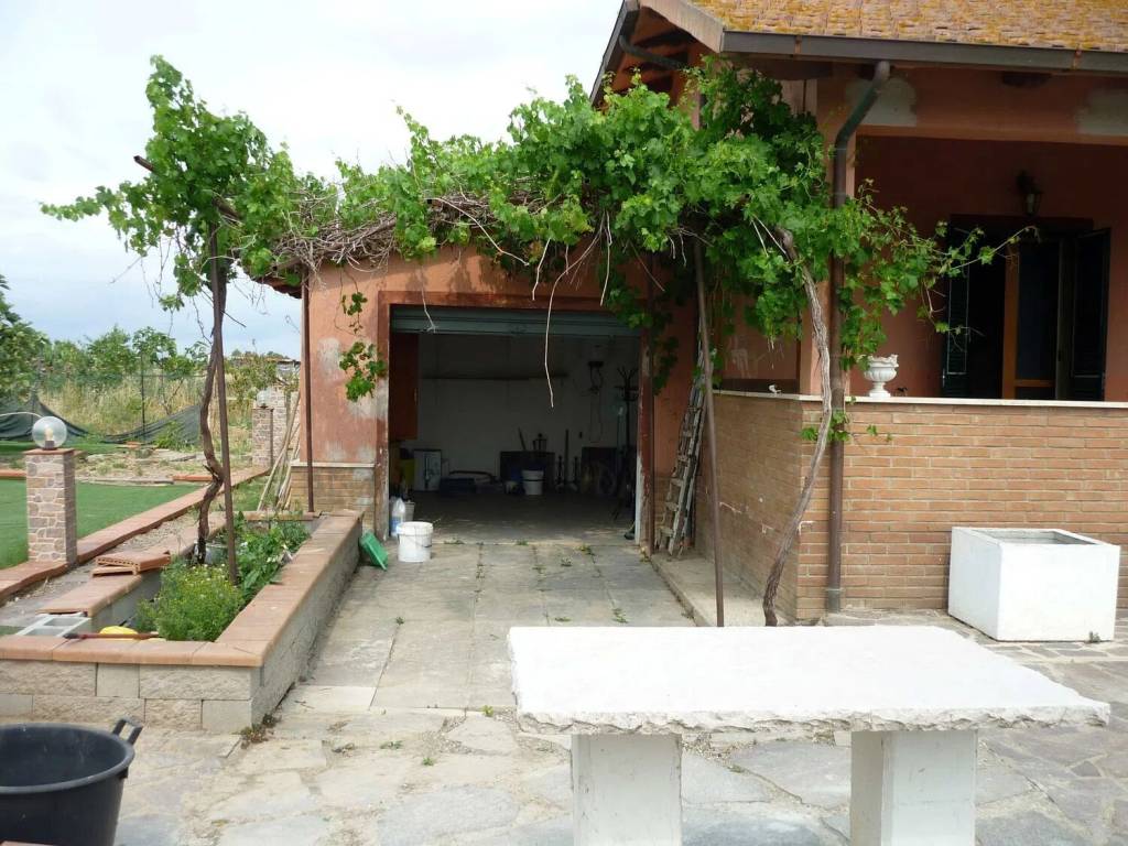 Villa a Grosseto in Strada Casal Roberto No Number - Foto 2