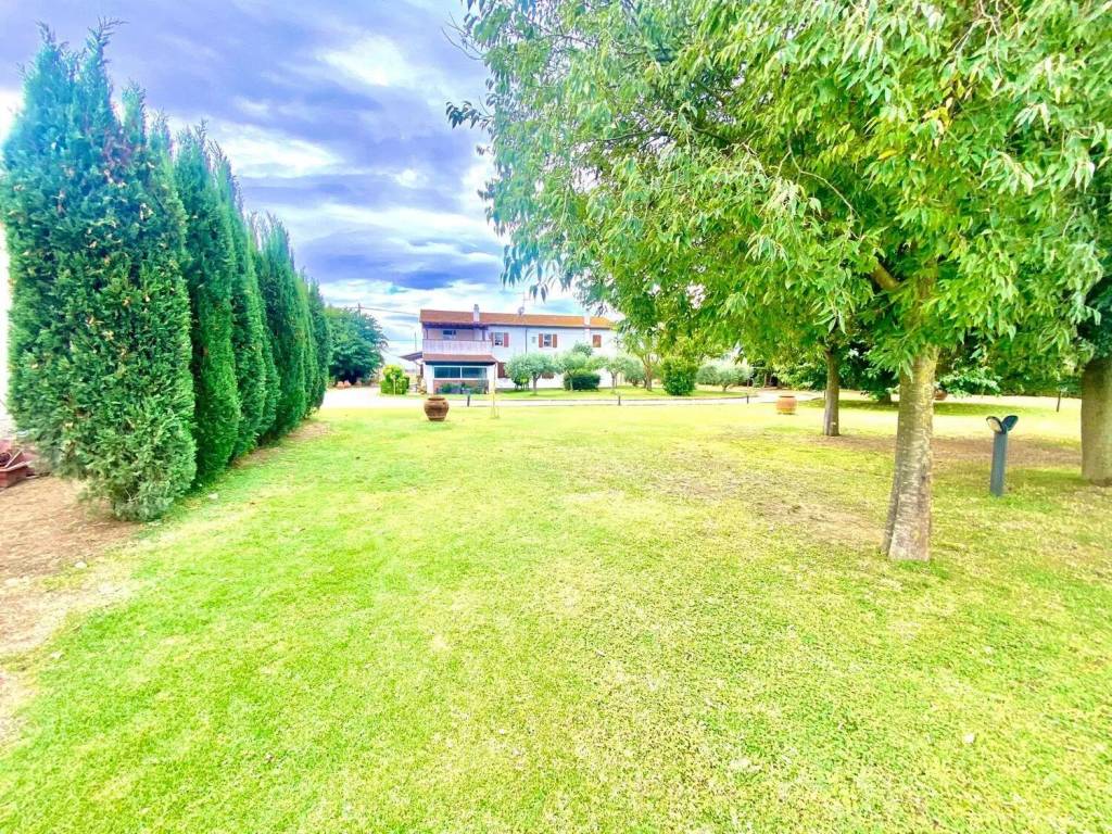 Rustico / casale a Grosseto in Braccagni S.N.C. - Foto 2