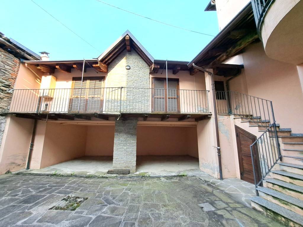 Appartamento a Paesana in Via Barge, 6 - Foto 2