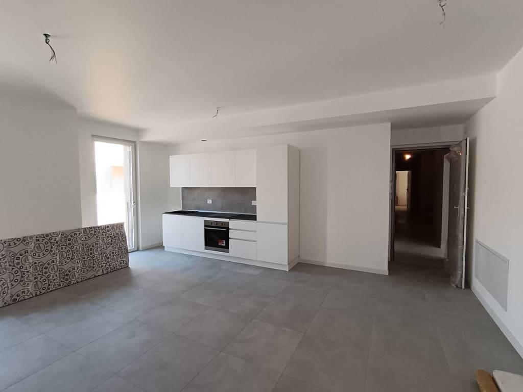 Appartamento a Asti in Corso Vittorio Alfieri, 100 - Foto 2