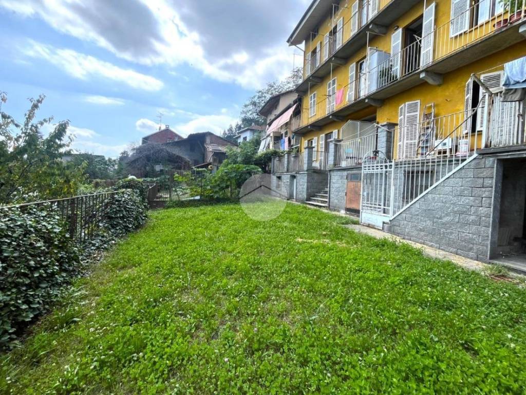 Appartamento a Biella in Via liliano brovarone, 26 - Foto 2