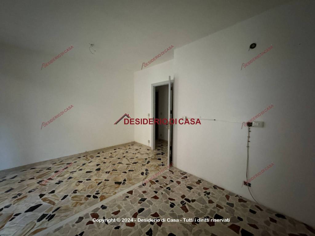 Appartamento a Bagheria in Via Palagonia - Foto 3