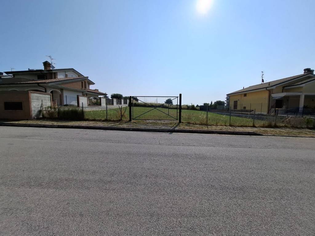 Terreno a Nereto in Via Giacomo Leopardi, 40 - Foto 5