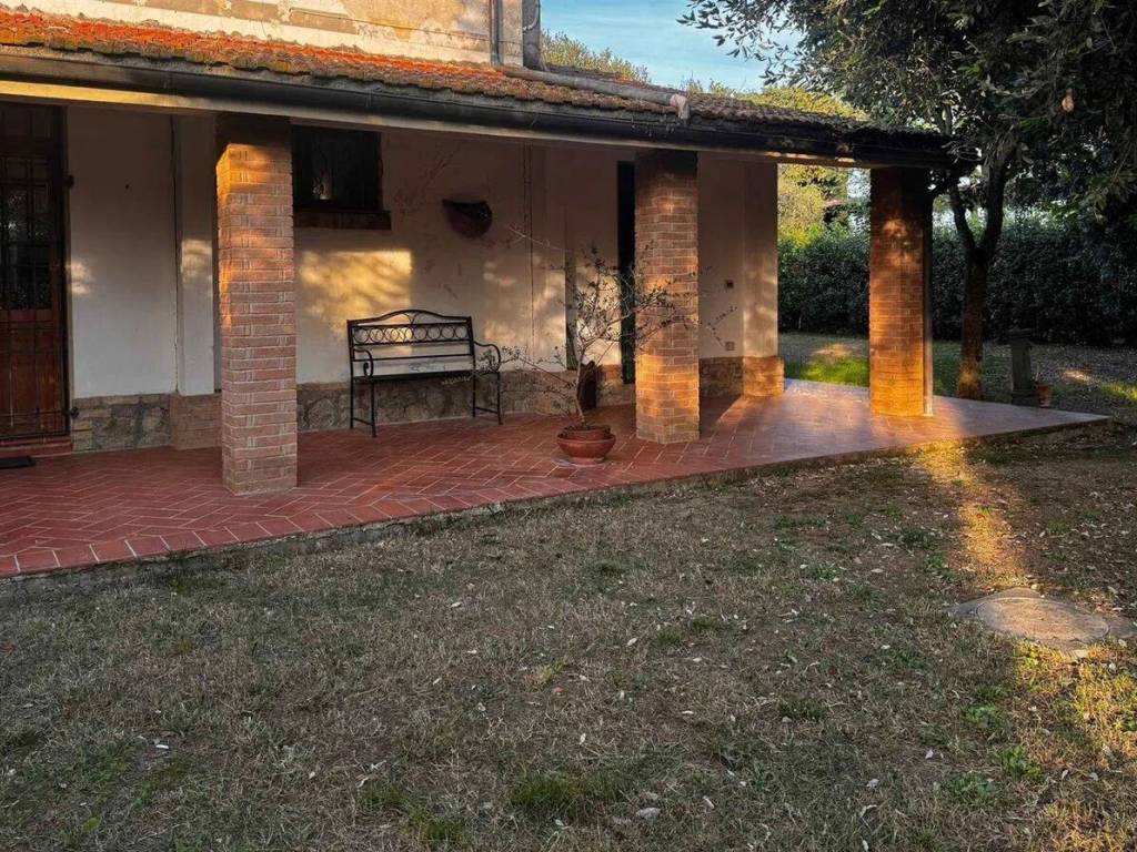 Rustico / casale a Roccastrada - Foto 2