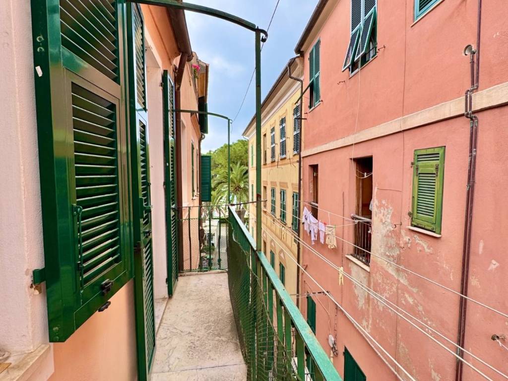 Appartamento a Finale ligure in Vico Massaferro - Foto 2