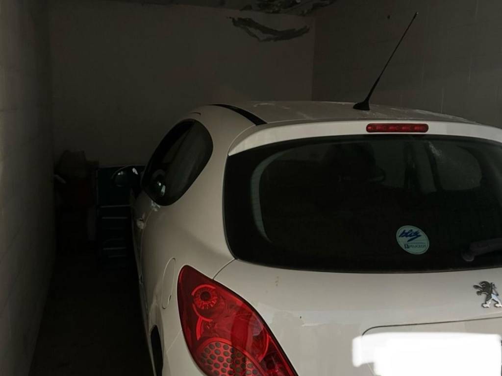 Box / garage a Gorizia in Via Antonio Musnig, 26 - Foto 5