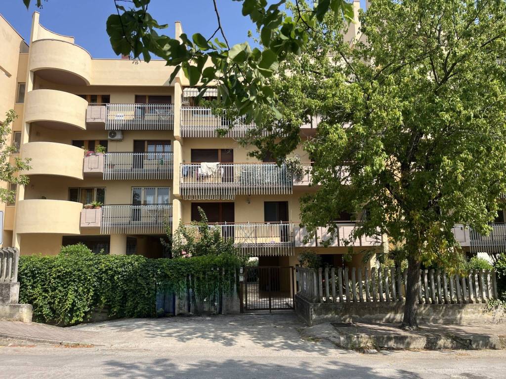 Appartamento a Teramo in Via Giovanni XXIII, 40 - Foto 2