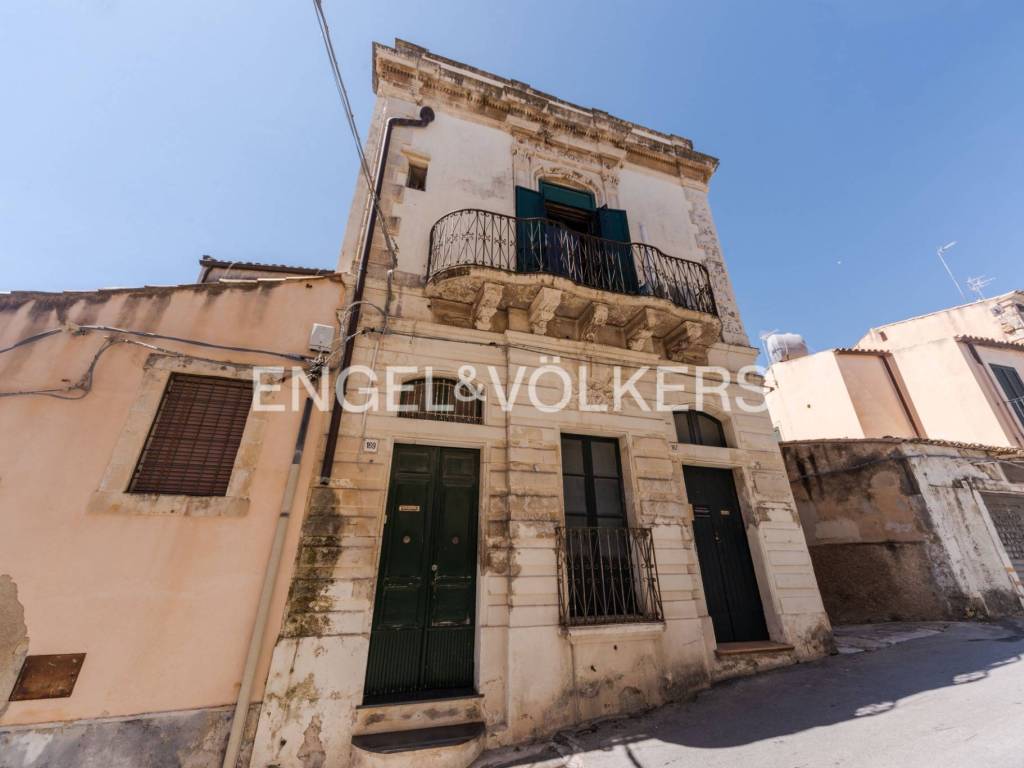 Casa indipendente a Noto in Via Ducezio, 169 - Foto 3