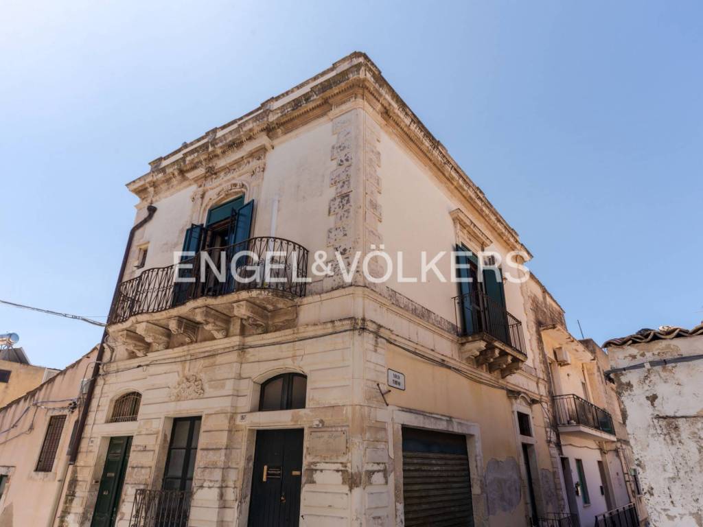 Casa indipendente a Noto in Via Ducezio, 169 - Foto 4