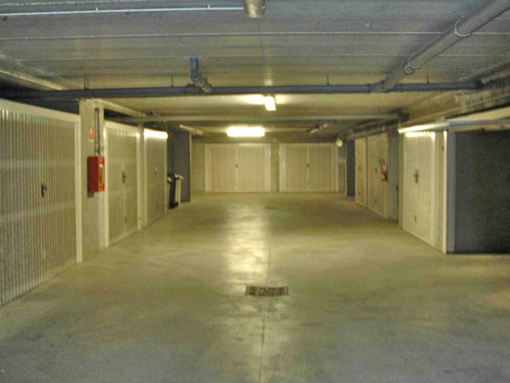 Box / garage a Pavia in Via Oriana Fallaci, 5 - Foto 5