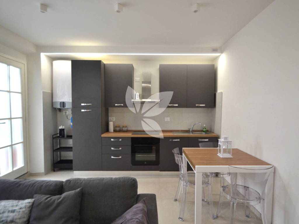 Appartamento a Parma in Strada Massimo d'Azeglio - Foto 2
