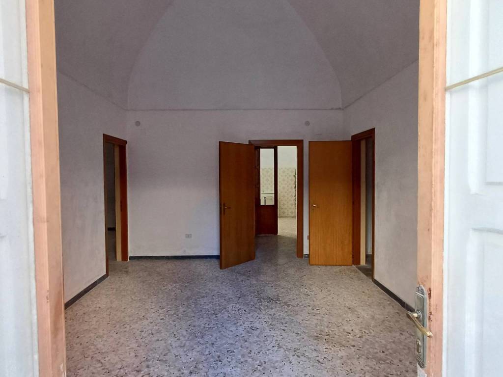 Appartamento a Francavilla fontana in Via Santa Cesarea - Foto 2